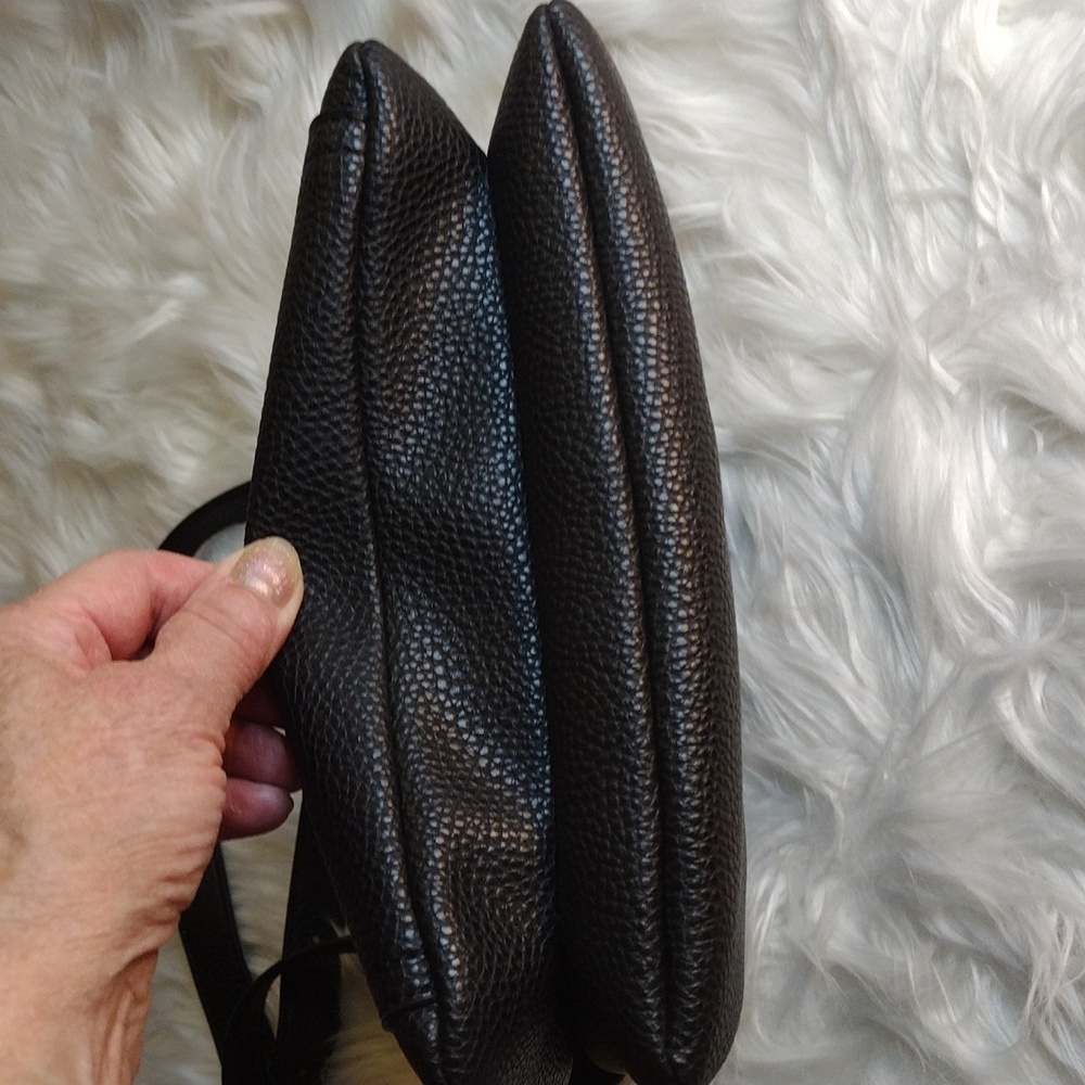 Shoulder/cross body Black leather like bag 9 1/2x12 - Picture 14 of 15